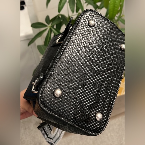 Black Mini Backpack + shoulder or crossbody bag purse - Picture 4 of 12